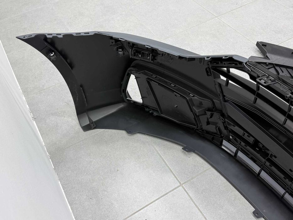 Бампер передній S-Line Audi A7 C8 2020+ передний с-лайн бампер ауди а6 с8 решетка с лайн s7