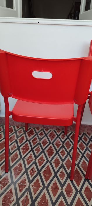 4 Cadeiras vermelhas IKEA
