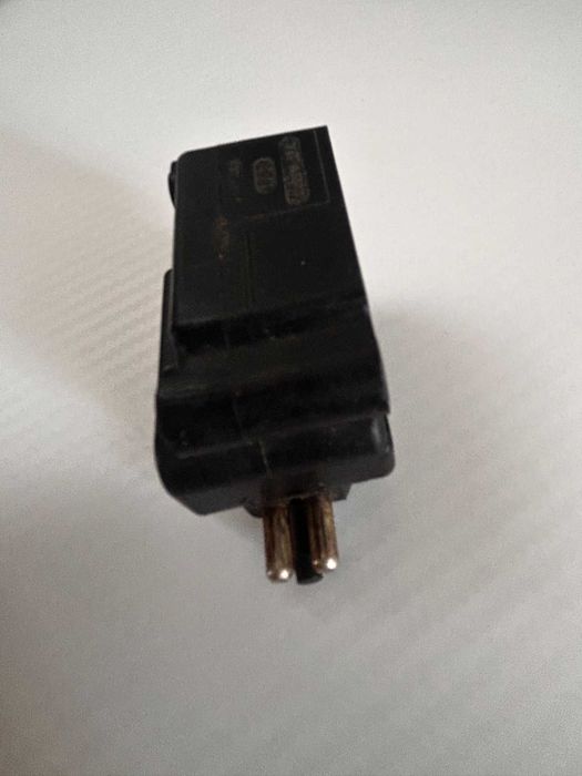 Mercedes w201 M102 Regulator ciśnienia paliwa EHA Bosch benzyna W124