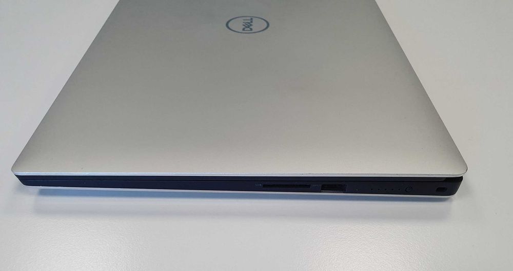 Dell Precision 5530 - 32 gb ram - i7 - ssd 512 gb - quadro