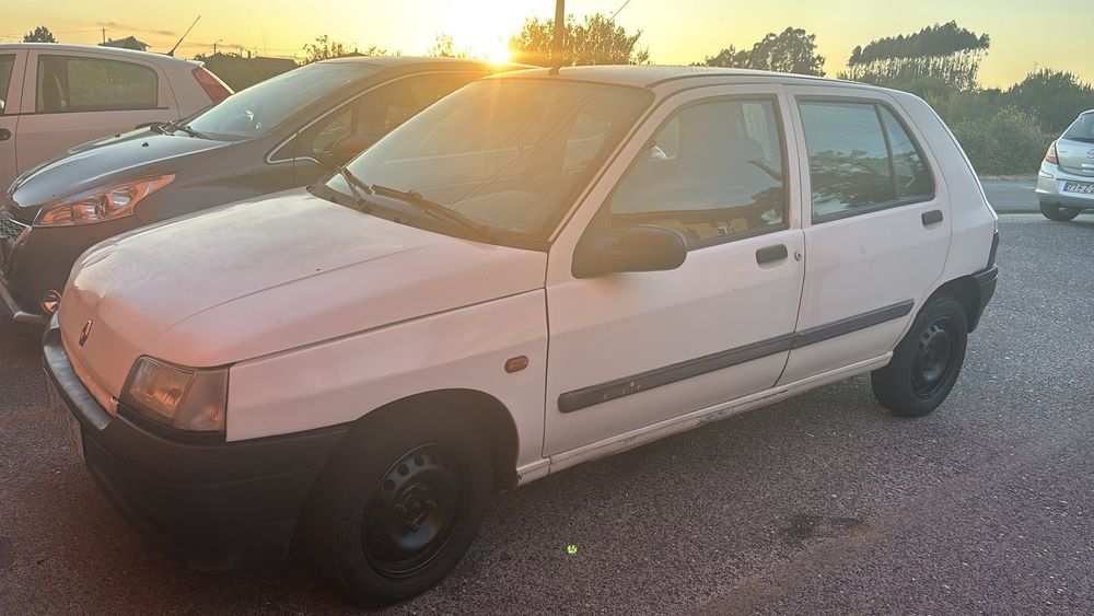 Renault Clio 1.2 5 Portas – Económico – Bom Estado