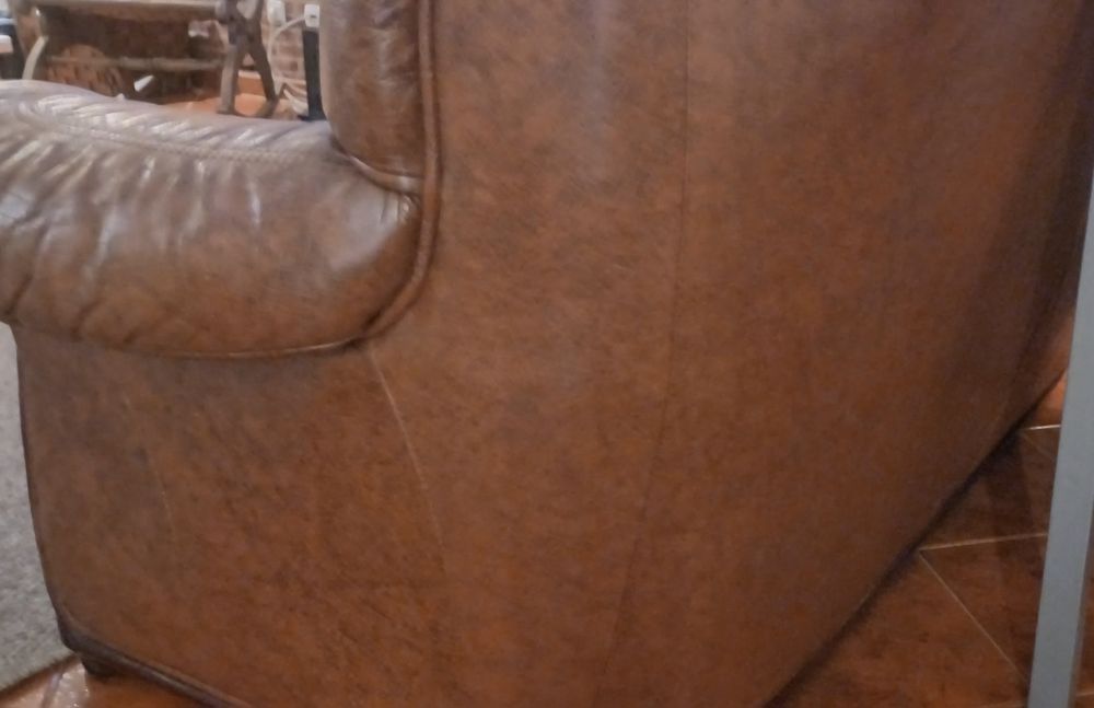 Sofá em pele clássico
