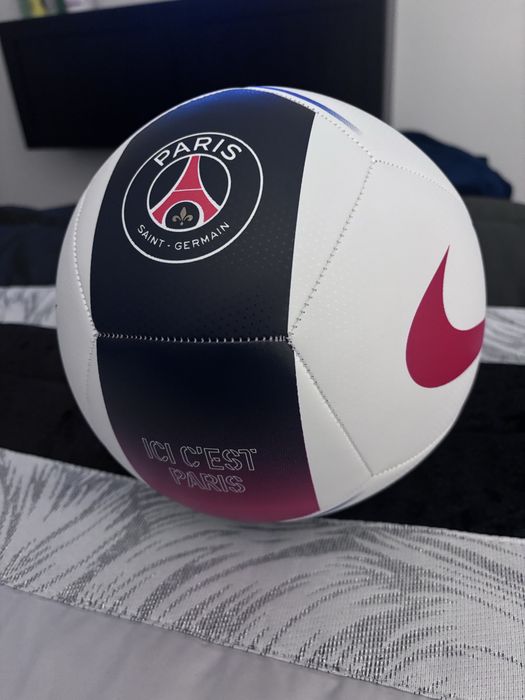 Bola NIKE Pitch PSG (original)