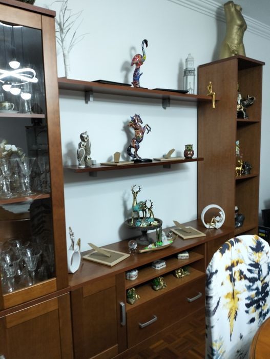 Móvel de sala de jantar completa