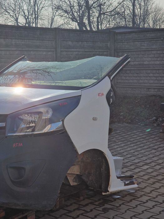 Przód Kompletny Opel Vivaro B – Maska Zderzak Lampy Pas RT3A