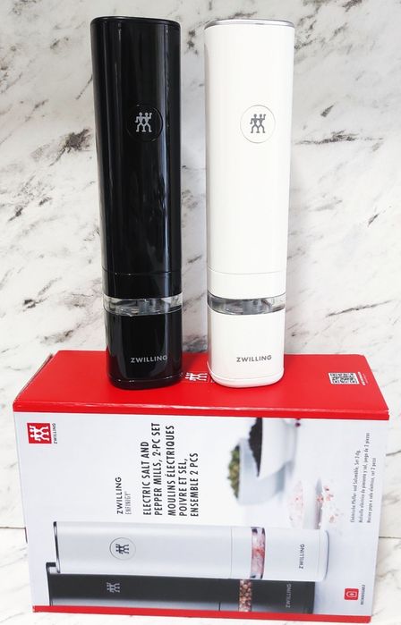 Набір електричних подрібнювачів для перцю та солі Zwilling.
