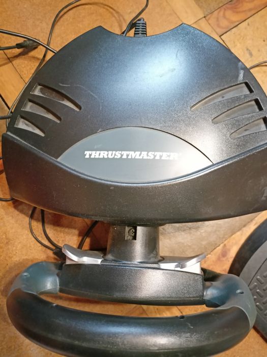 kierownica THRUSTMASTER do PlayStation