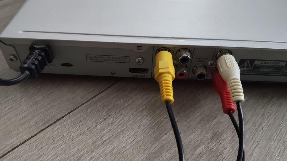 DVD Philips dvp5986k