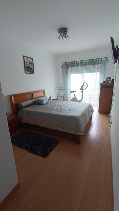 T3 em 2º Andar na Charneca de Caparica