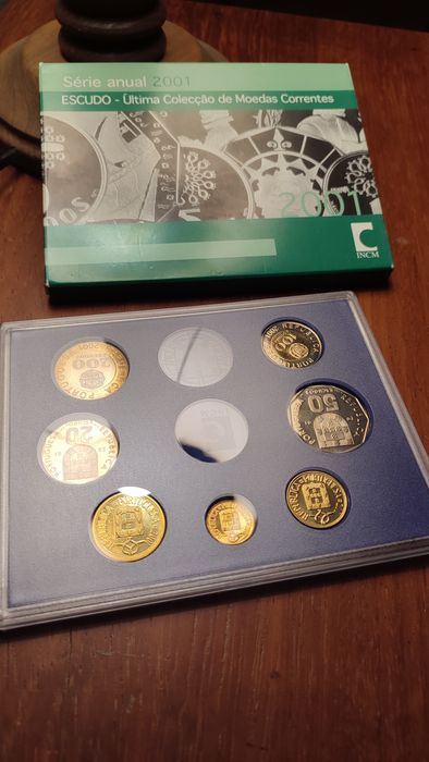 Série anual 2001 Escudo - última coleção de moedas correntes