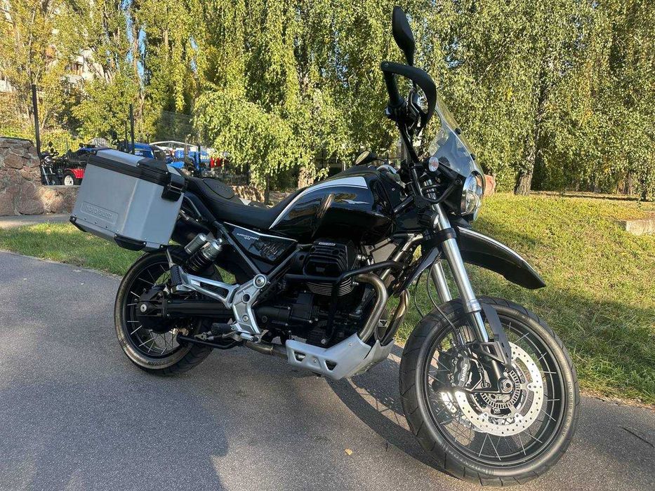 Мотоцикл Moto Guzzi V85TT 2023 рік 4500 км