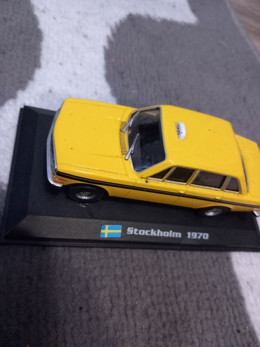 Stara taksówka do kolekcjonowania