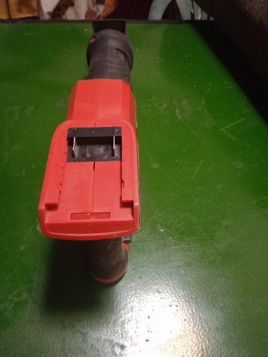 Сабельна пила Matrix