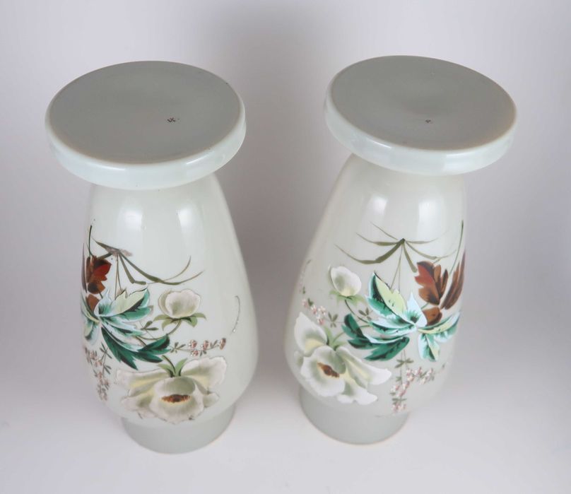 Par de Jarras em Vidro Opalino XIX/XX