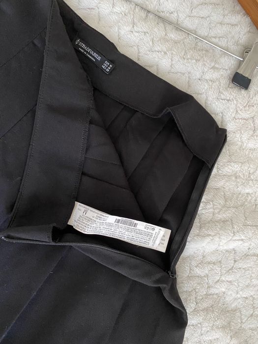 Stradivarius r. M plisowana mini jak nowa styl sezane Bershka