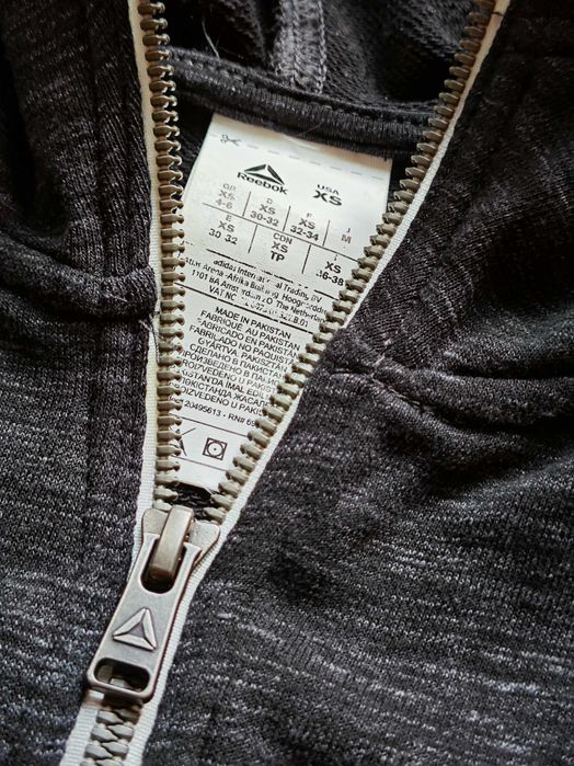 Casaco capuz Hoodie Reebok cinza antracite XS, como novo