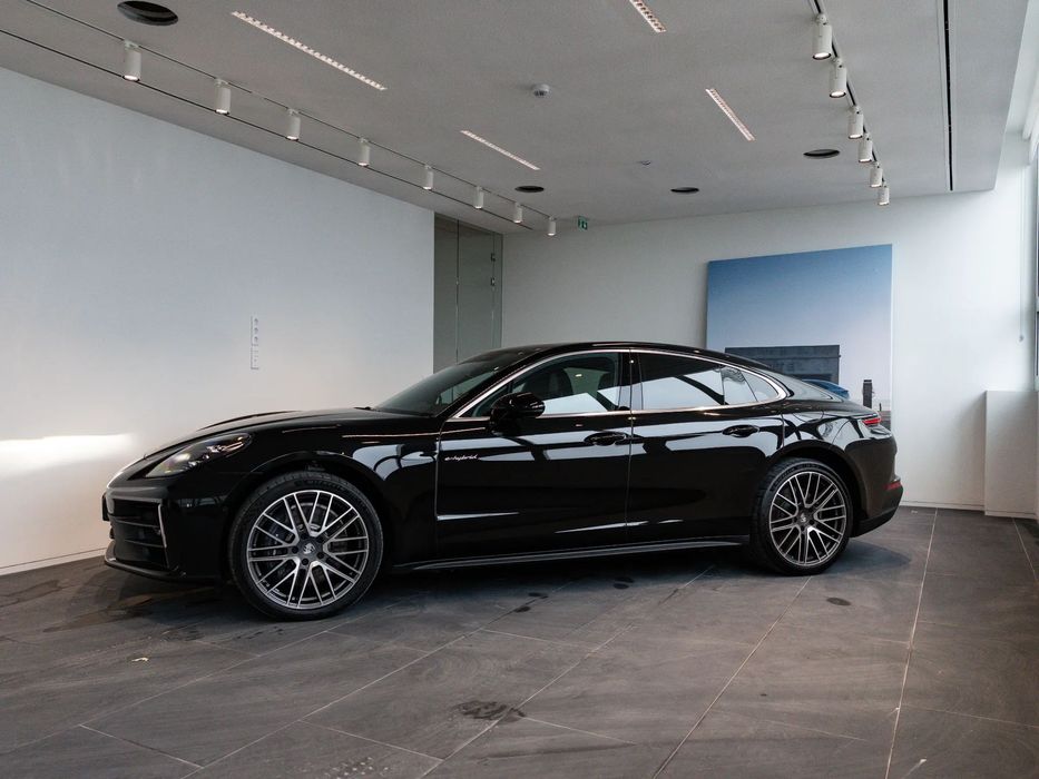 Porsche Panamera 4 E-Hybrid