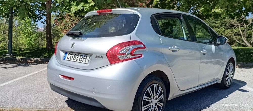 Peugeot 208 1.2  VTi