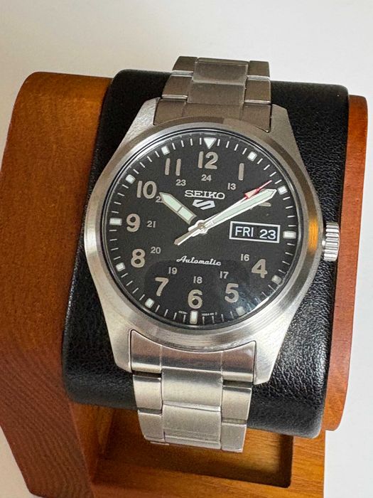 Seiko 5 Automático Field — Full set — Excelente