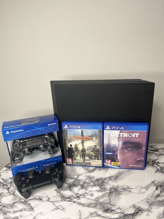 PlayStation 4 pro 1tb CUH7208B