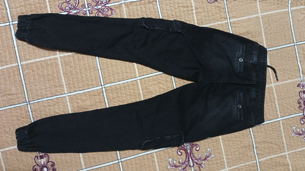 Продам джинси -джогери