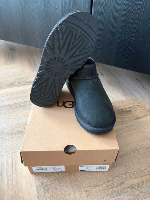 UGG Classic Ultra mini R.38