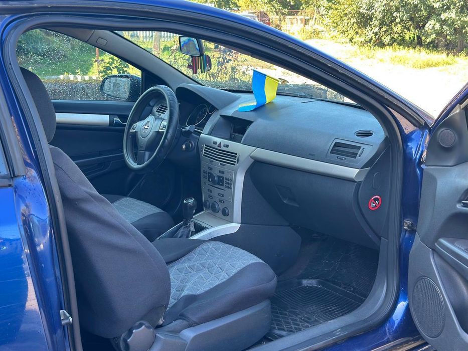 Продам Опель Астра 1.6