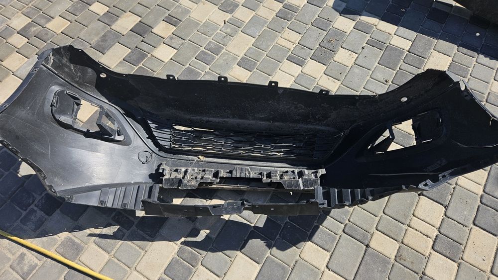 Передній бампер Fiat doblo