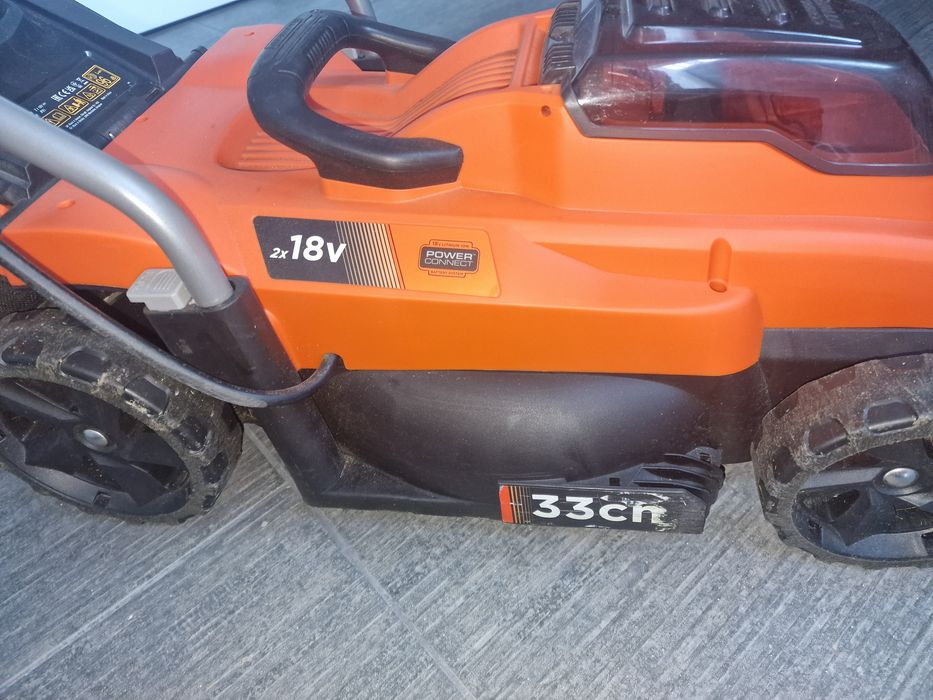 Corta Relva a bateria Black and Decker