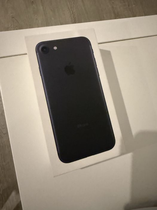 Caixa iPhone 7 *NOVA*