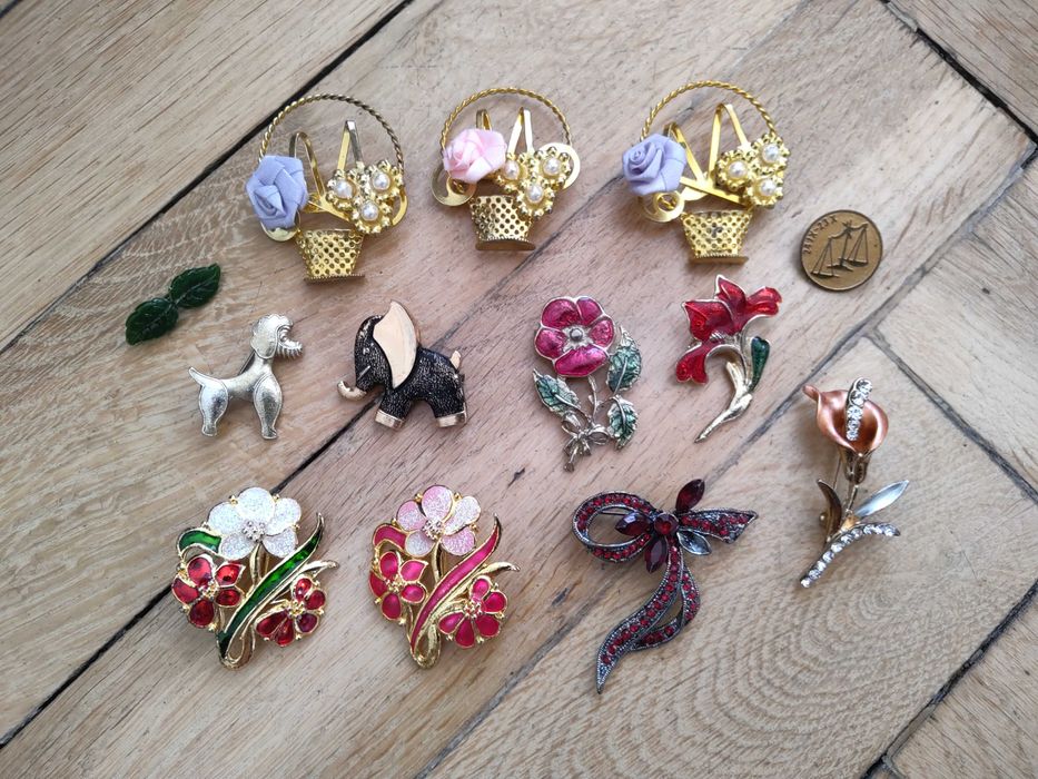 Broszki, rożne wzory