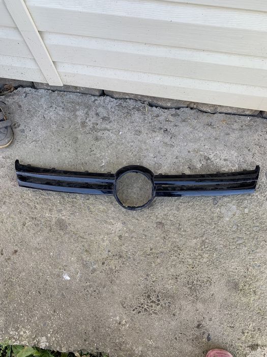 Решітка volkswagen golf 6