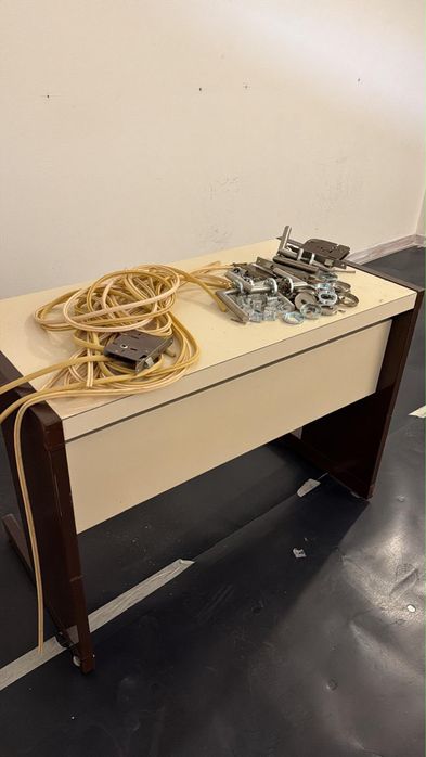 Mesa de metal 1