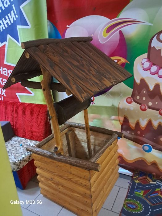 Колодец декор из дерева