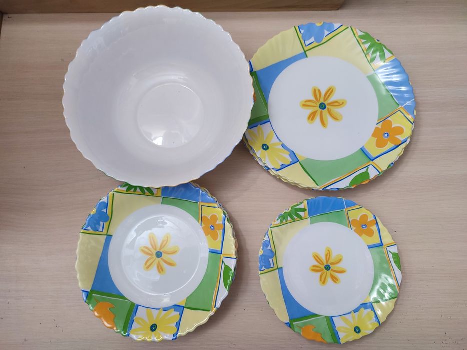 Komplet obiadowy Luminarc kolorowy kwiaty