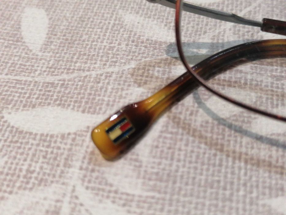 Óculo/Armação Tommy Hilfiger (nova a estrear).