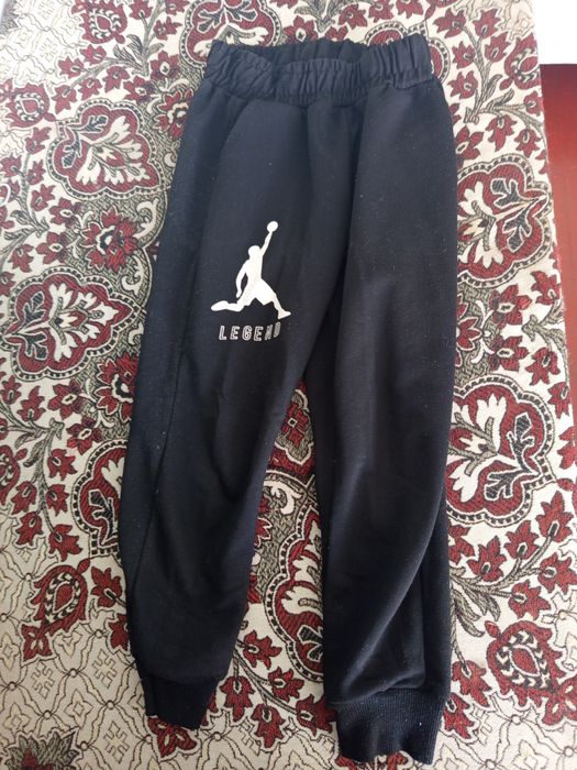 Спортивний костюм/ Вишиванку/сорочки/ шолом і рукавиці шкіряні