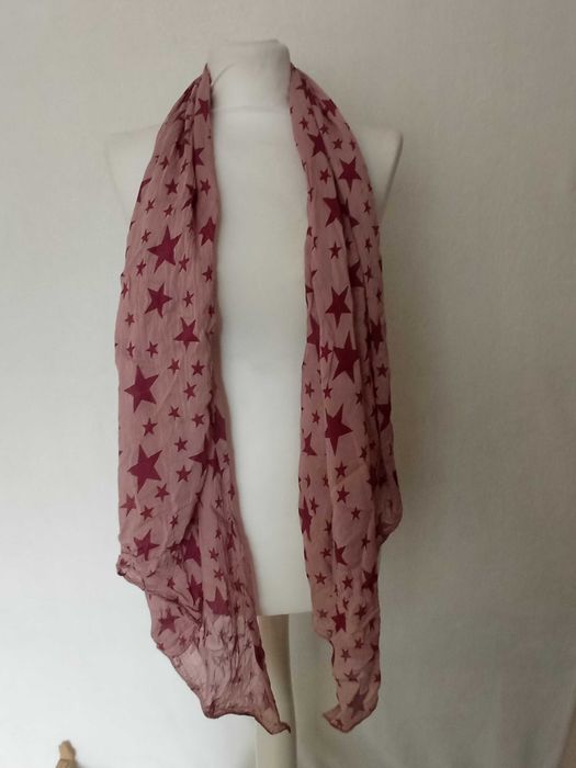 Zwiewny szalik chusta apaszka gwiazdki r 162x75