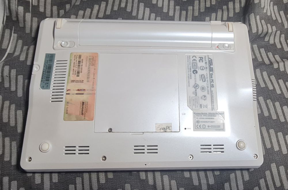 Ноутбук мини,Asus Eee PC, на запчасти,sharp, статуэт