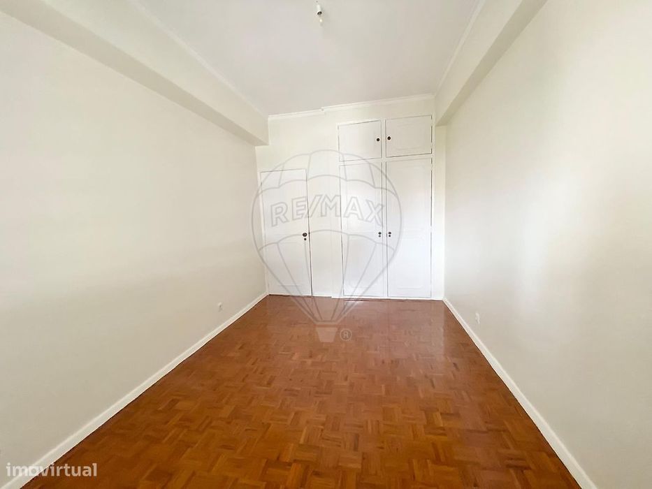 Apartamento T2 para arrendamento