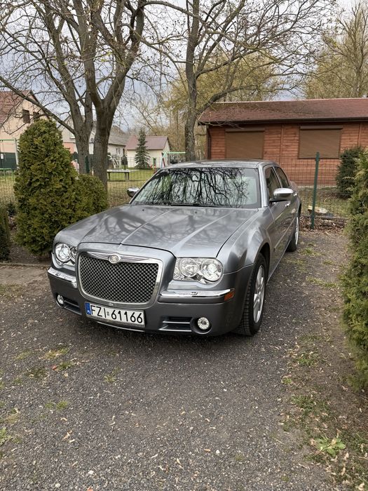 Chrysler 300c 3.5v6 AWD