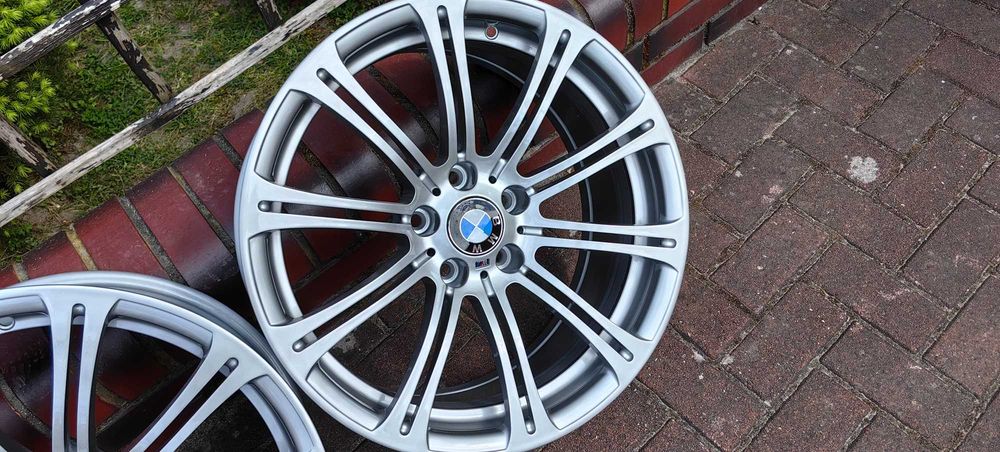 Kute felgi BMW E90 E92 E93 M3 style 220 19"