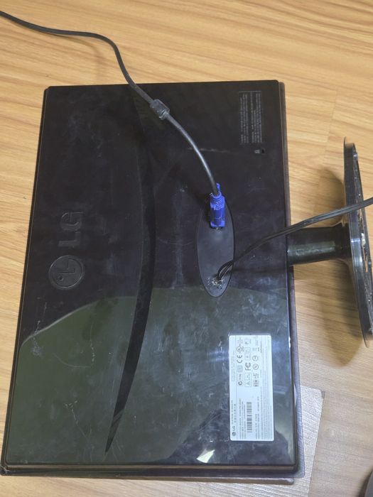 Монітор LG E1940 19дюйм