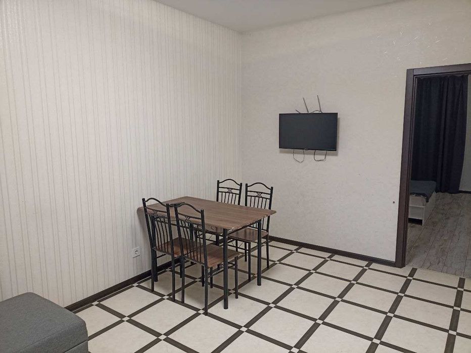 Шпиталь 1 хв пішки. Подобово квартира м.Наукова. Харків центр,