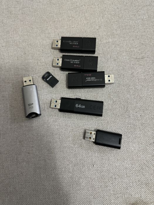 Лот 6 флешек SP SanDisk Kingstone 64Gb (0889)