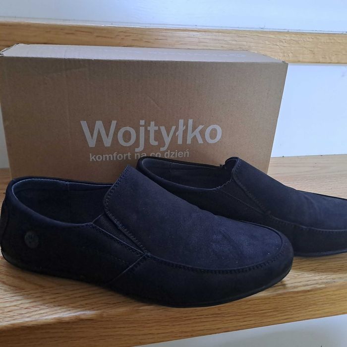 Eleganckie buciki mokasyny chłopięce