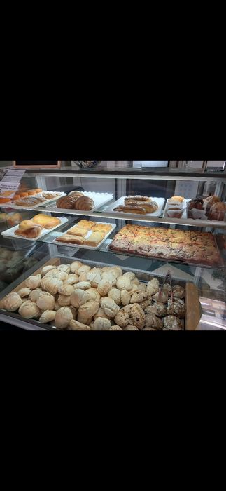 Arrendo pastelaria e padaria pizaria 600€com trespasse