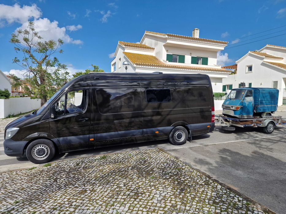 Serviço de reboque automóveis motas barcos Caravanas