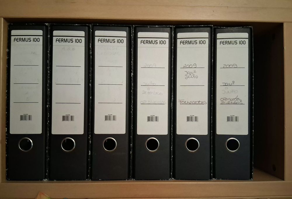 20 Pasta Arquivo Lombada 80mm Larga A4 Marmoreada c/ Caixa