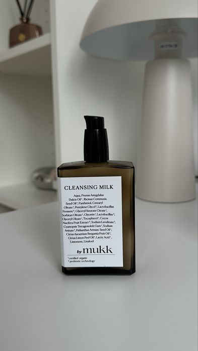 By Mukk mleczko do demakijażu twarzy Cleansing Milk